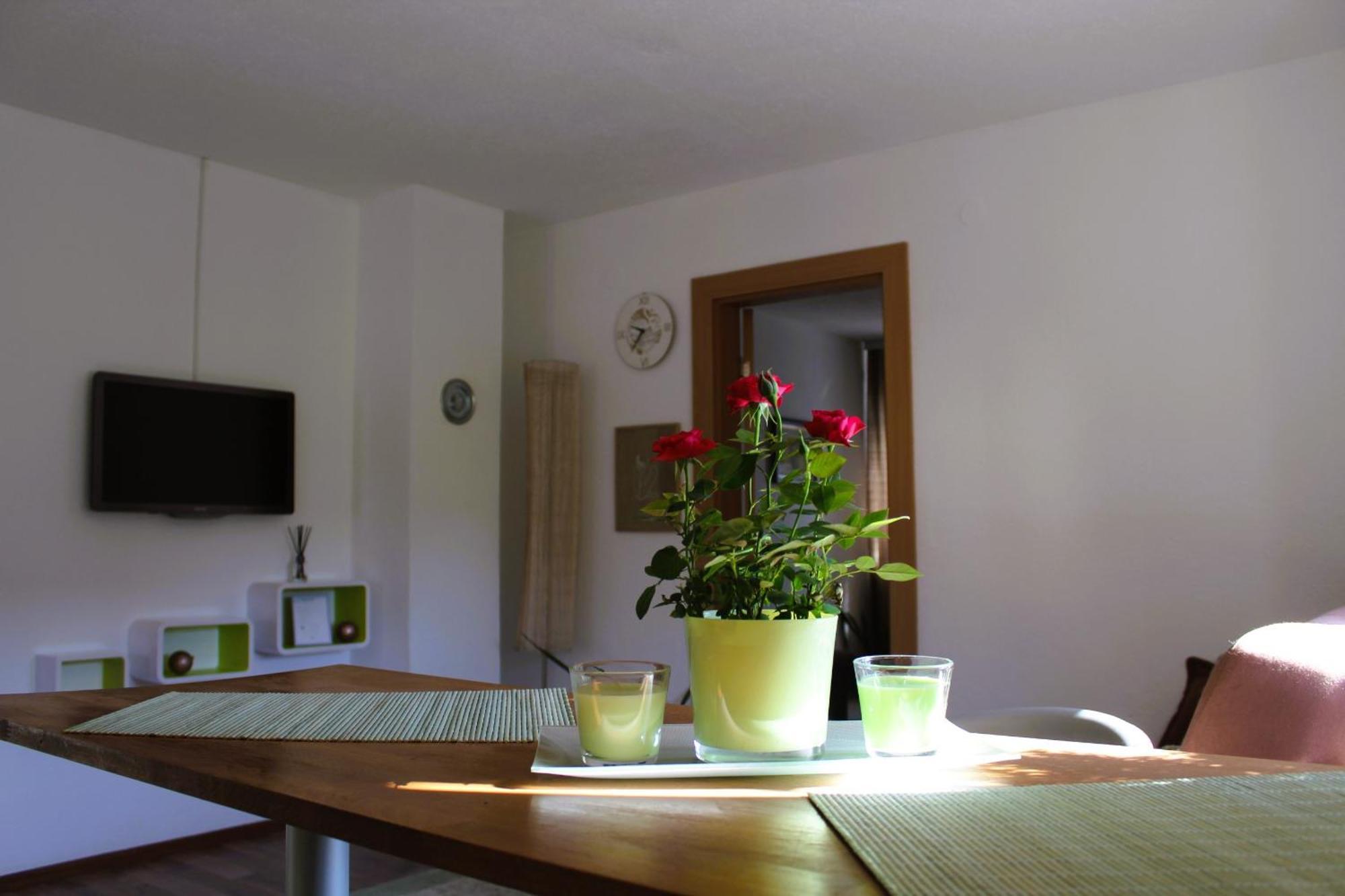 Svila Apartmani Bihać Buitenkant foto