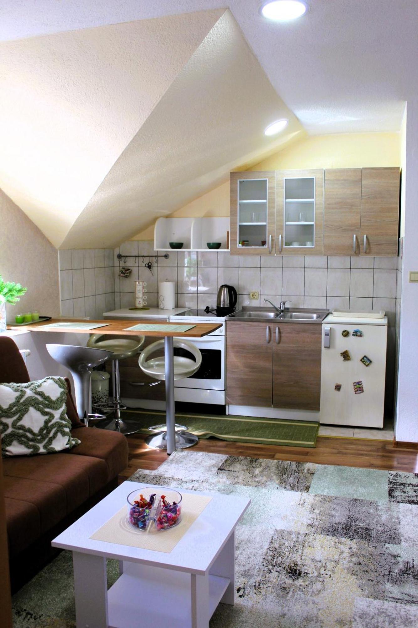 Svila Apartmani Bihać Buitenkant foto