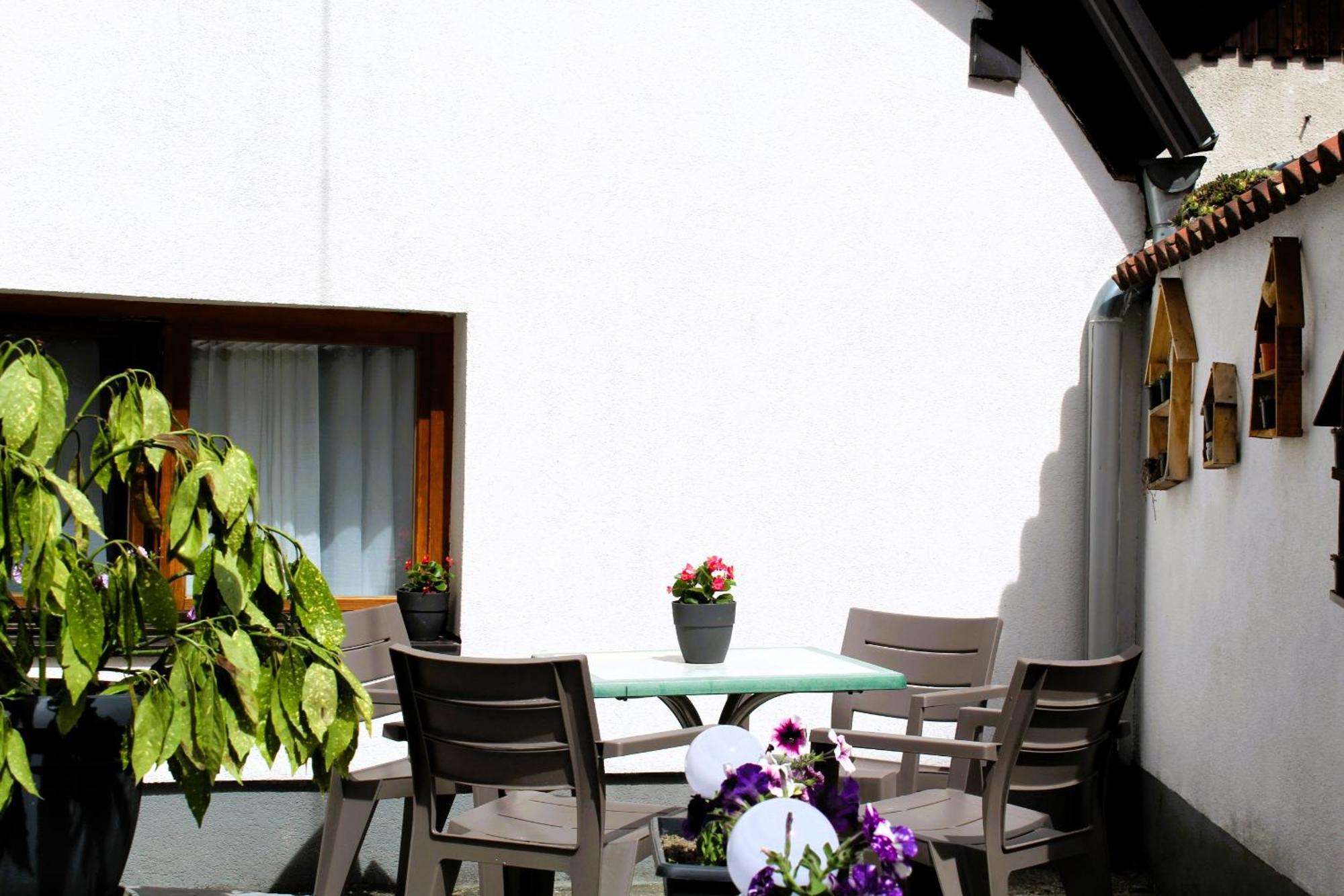 Svila Apartmani Bihać Buitenkant foto