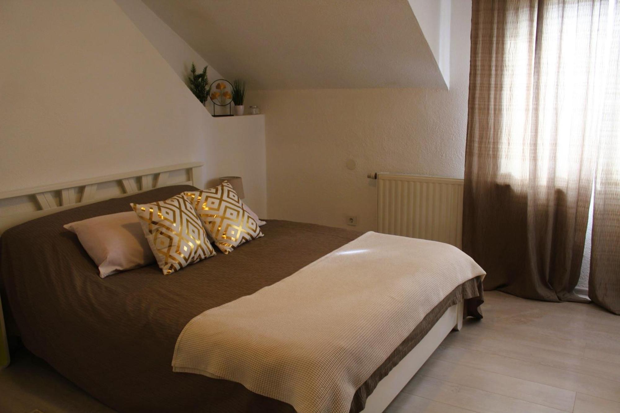 Svila Apartmani Bihać Buitenkant foto